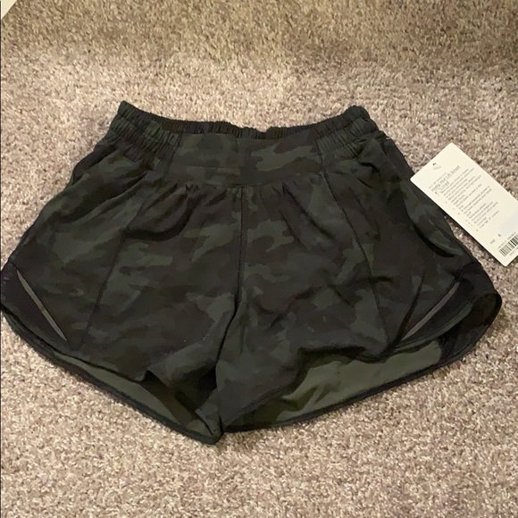 lululemon athletica Pants - Lululemon hotty hot shorts 4” SOLD
